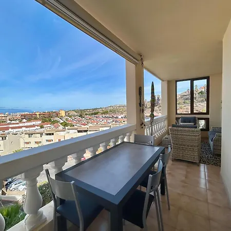 Cristianos With Sea Views C109 Апартаменты *